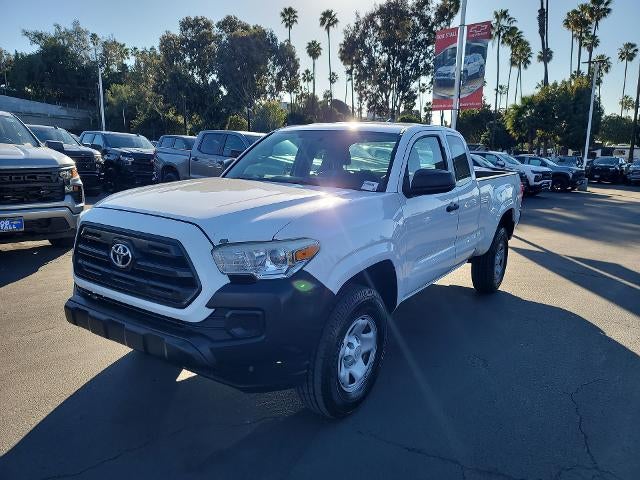 2016 Toyota Tacoma SR