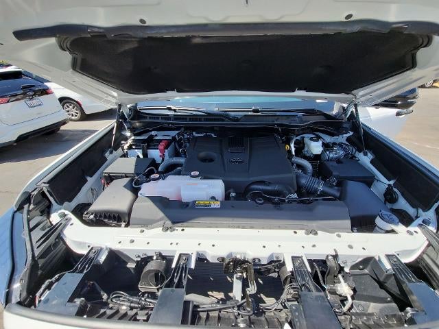 2026 Toyota Tundra Limited CrewMax 5.5' Bed