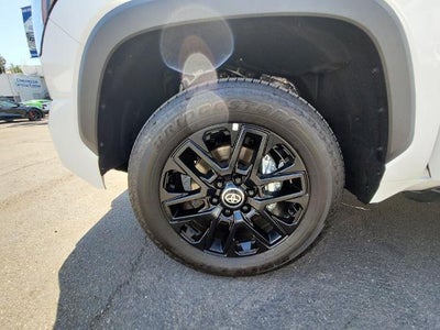2026 Toyota Tundra Limited CrewMax 5.5' Bed