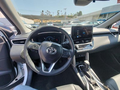 2025 Toyota Corolla Cross XLE