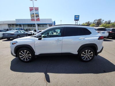 2025 Toyota Corolla Cross XLE