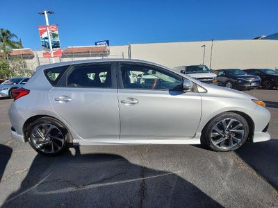 2017 Toyota Corolla iM CVT (Natl)