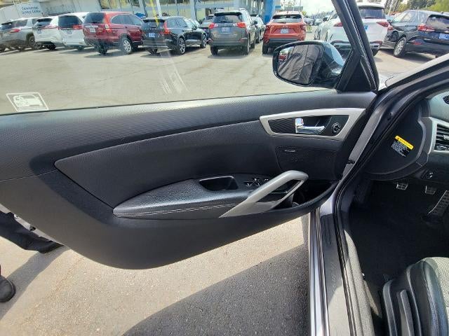 2014 Hyundai Veloster Base w/Black