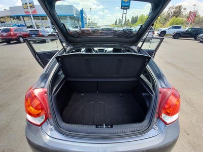 2014 Hyundai Veloster Base w/Black