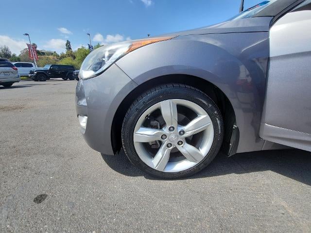 2014 Hyundai Veloster Base w/Black