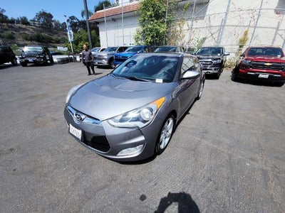 2014 Hyundai Veloster Base w/Black