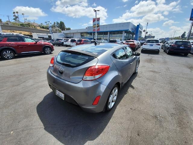 2014 Hyundai Veloster Base w/Black