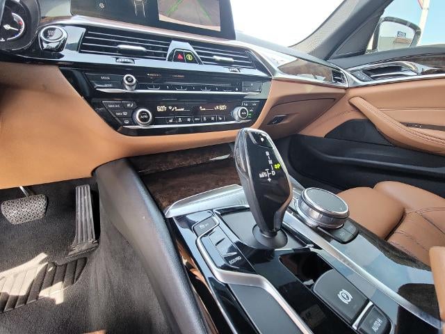 2019 BMW 540i 540i