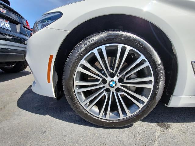 2019 BMW 540i 540i