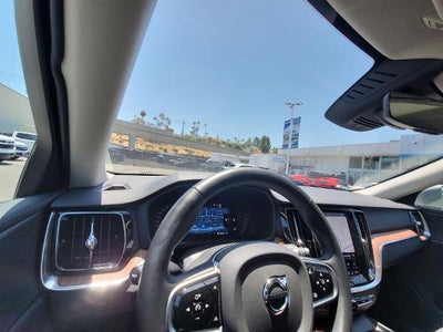 2025 Volvo V60 Cross Country Plus