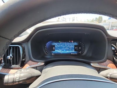 2025 Volvo V60 Cross Country Plus