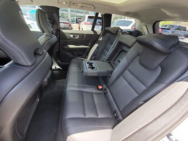 2025 Volvo V60 Cross Country Plus
