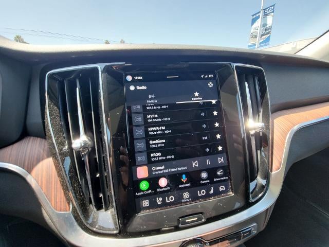 2025 Volvo V60 Cross Country Plus
