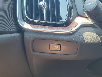 2025 Volvo V60 Cross Country Plus