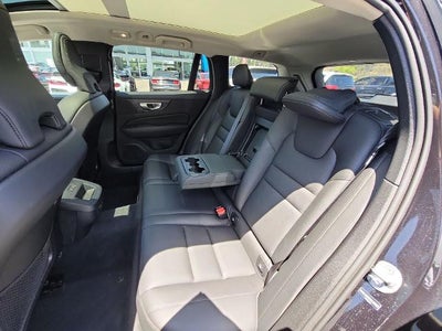 2025 Volvo V60 Cross Country Plus