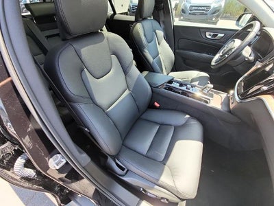 2025 Volvo V60 Cross Country Plus