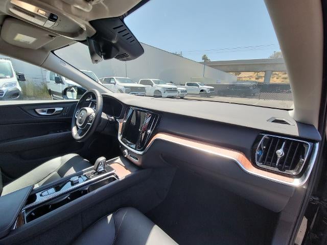 2025 Volvo V60 Cross Country Plus