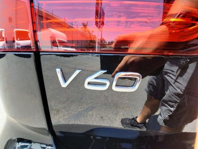 2025 Volvo V60 Cross Country Plus