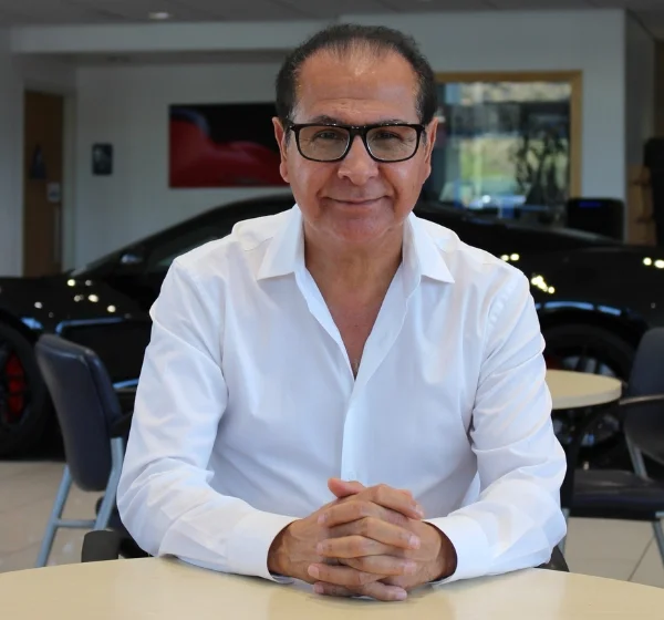 Essi Boostani - General Manager Bob Stall Chevrolet